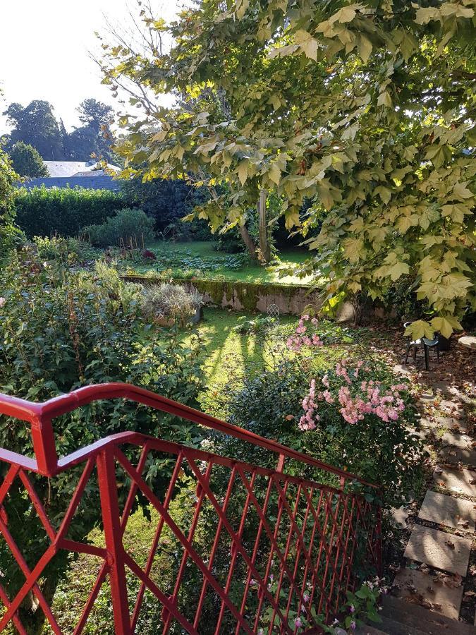 Le Bearn Sous Les Toits Bed & Breakfast Nay  ภายนอก รูปภาพ